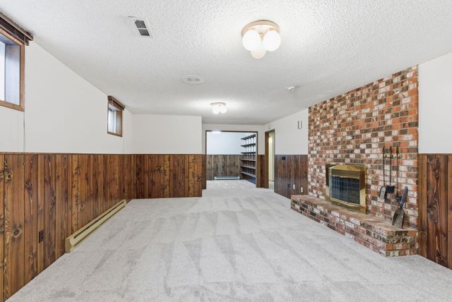 5207 S Dearborn Dr, Spokane, WA 99223