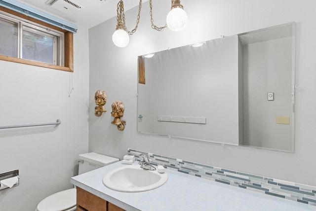 5207 S Dearborn Dr, Spokane, WA 99223