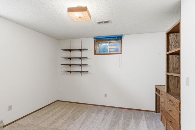 5207 S Dearborn Dr, Spokane, WA 99223