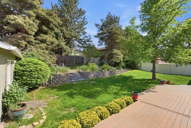 5207 S Dearborn Dr, Spokane, WA 99223