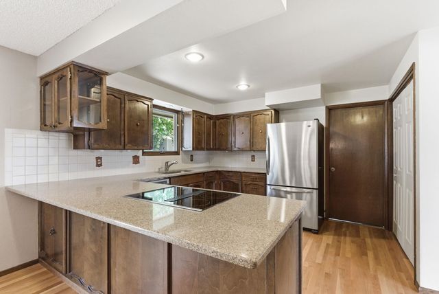5207 S Dearborn Dr, Spokane, WA 99223