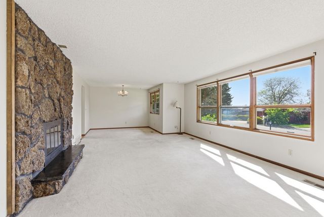 5207 S Dearborn Dr, Spokane, WA 99223