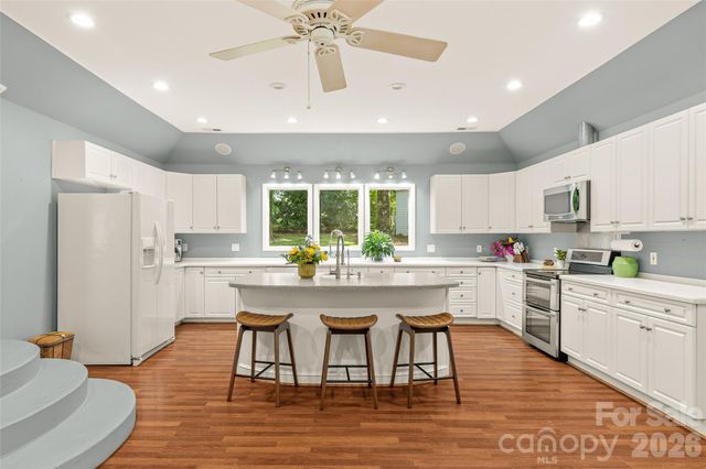 7108 Preston Court, Charlotte, NC 28215