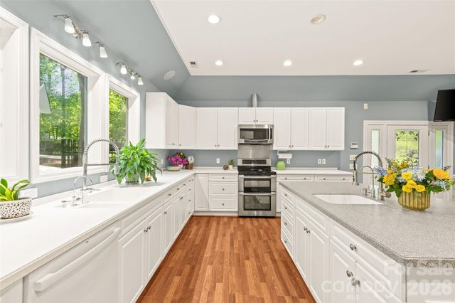 7108 Preston Court, Charlotte, NC 28215