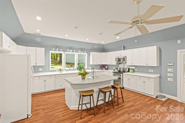 7108 Preston Court, Charlotte, NC 28215