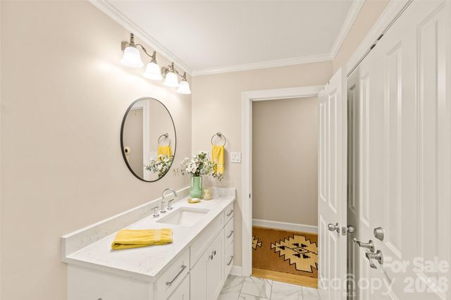 7108 Preston Court, Charlotte, NC 28215