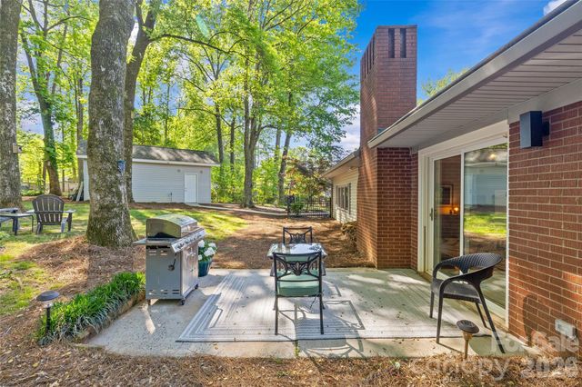 7108 Preston Court, Charlotte, NC 28215