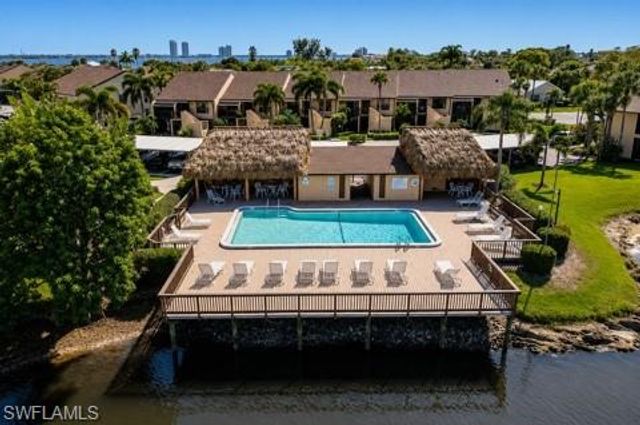 15489 Admiralty CIR 5, North Fort Myers, FL 33917