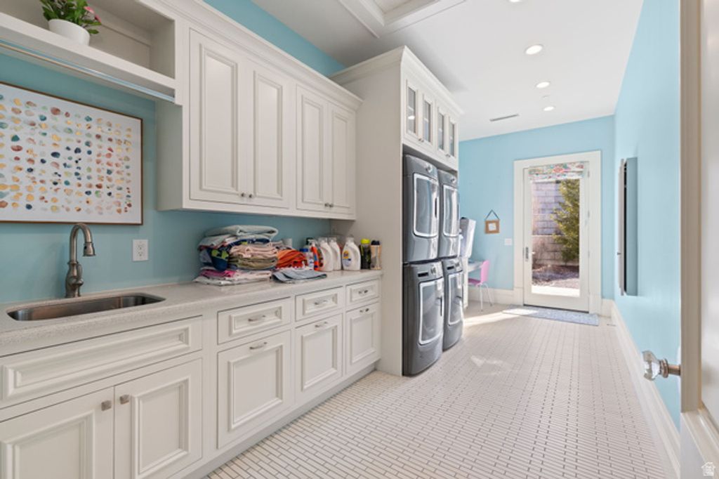 Image 85 of property listing at 14249 S CANYON VINE CV, Draper, UT 84020