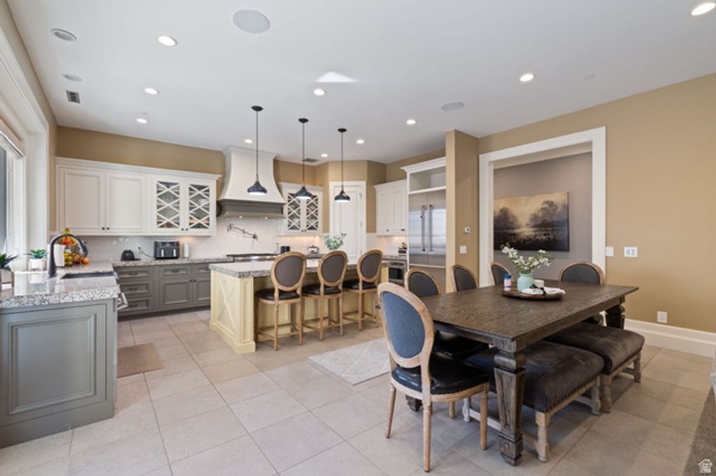 Image 92 of property listing at 14249 S CANYON VINE CV, Draper, UT 84020