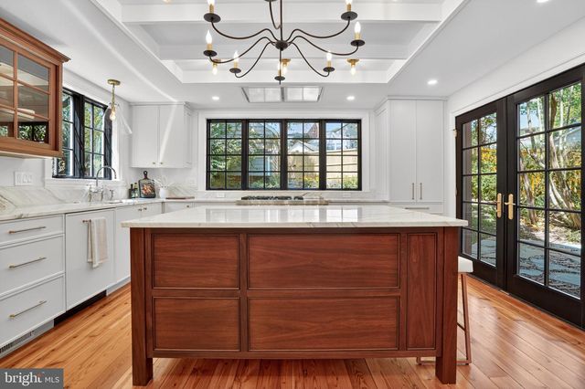 2921 LEGATION ST NW, Washington, DC 20015