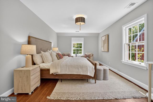 2921 LEGATION ST NW, Washington, DC 20015