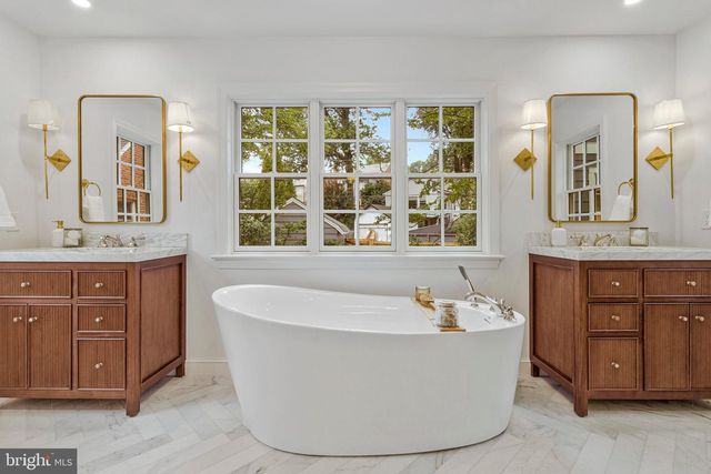 2921 LEGATION ST NW, Washington, DC 20015