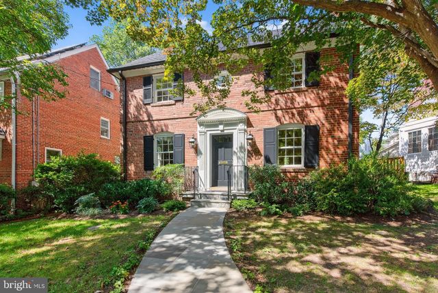 2921 LEGATION ST NW, Washington, DC 20015
