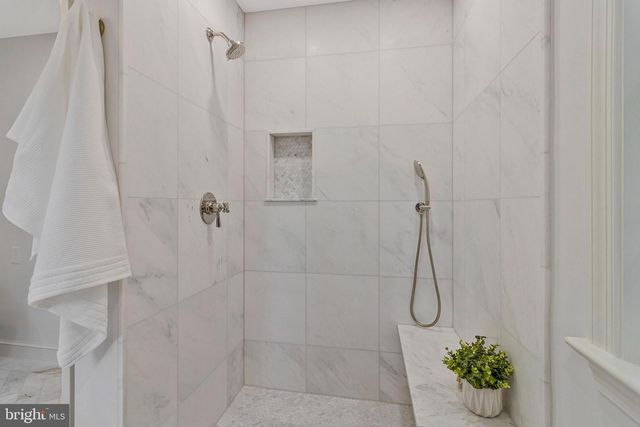 2921 LEGATION ST NW, Washington, DC 20015