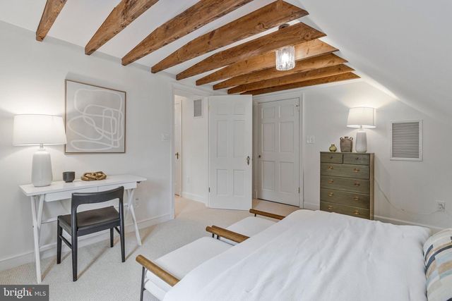 2921 LEGATION ST NW, Washington, DC 20015