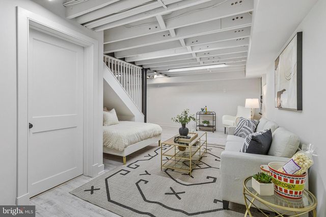 2921 LEGATION ST NW, Washington, DC 20015