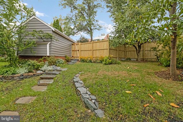 2921 LEGATION ST NW, Washington, DC 20015