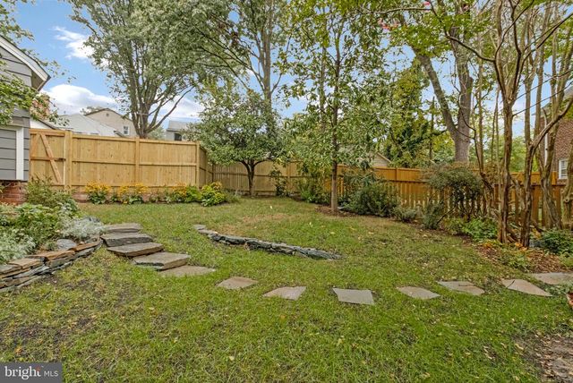 2921 LEGATION ST NW, Washington, DC 20015