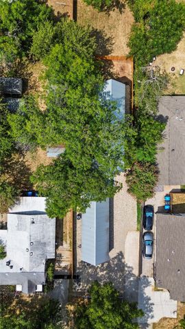 957 Woods Avenue, Fort Worth, TX 76102
