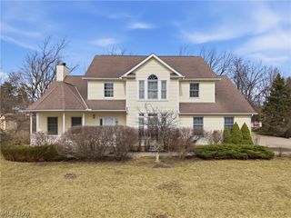 25684 Tryon Road, Oakwood Village, OH 44146