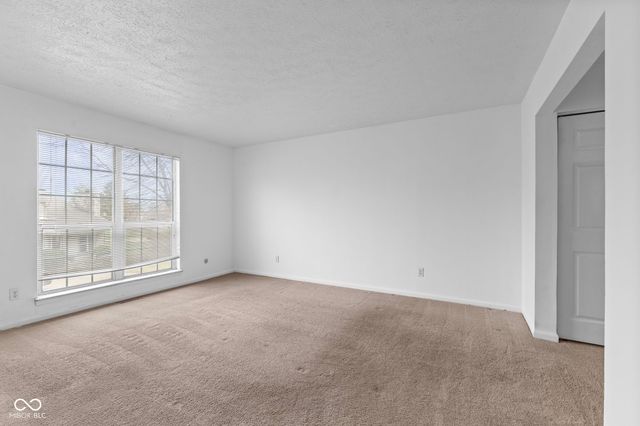 3025 Arrow Wood Lane, Indianapolis, IN 46214