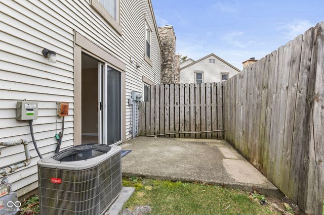 3025 Arrow Wood Lane, Indianapolis, IN 46214