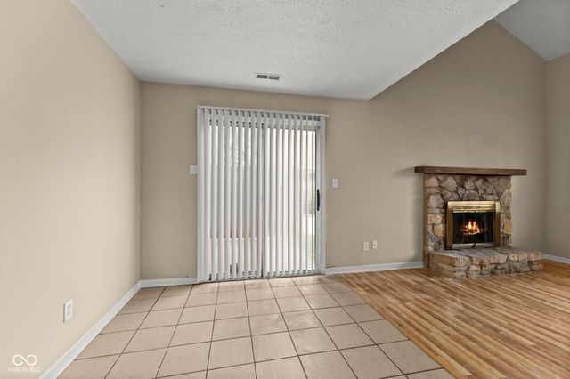 3025 Arrow Wood Lane, Indianapolis, IN 46214