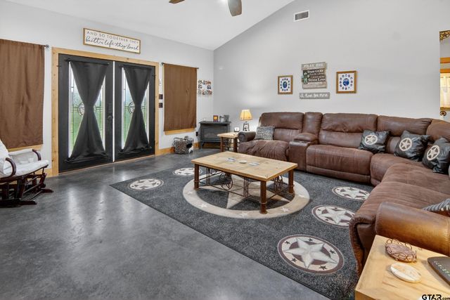 7400 CR 4726, Wolfe City, TX 75496