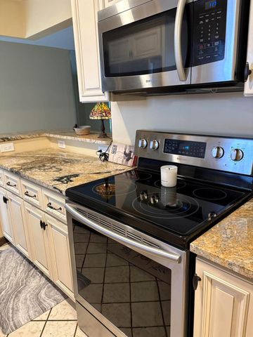 26 Golf'S Edge B, West Palm Beach, FL 33417