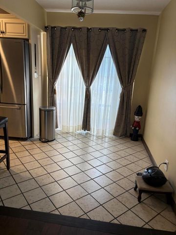 26 Golf'S Edge B, West Palm Beach, FL 33417