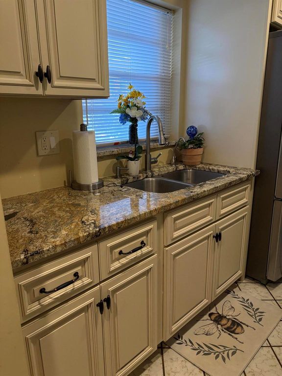 26 Golf'S Edge B, West Palm Beach, FL 33417