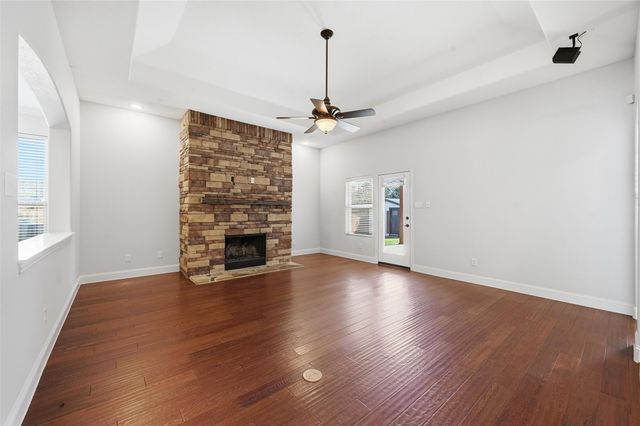 6284 Sun Ray Drive, Denton, TX 76208