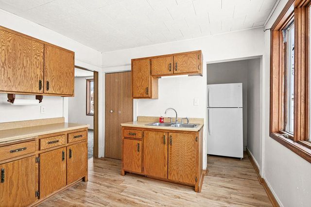 722 Fisher Ave, Superior, WI 54880