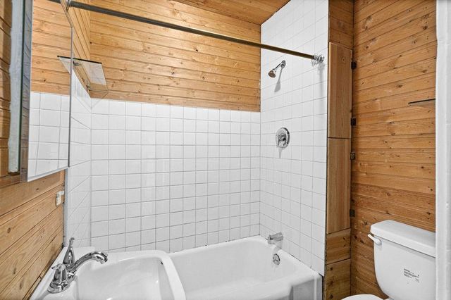 722 Fisher Ave, Superior, WI 54880