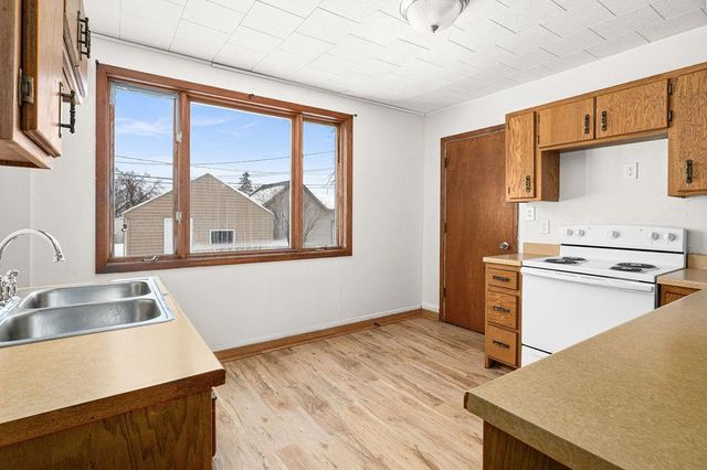 722 Fisher Ave, Superior, WI 54880