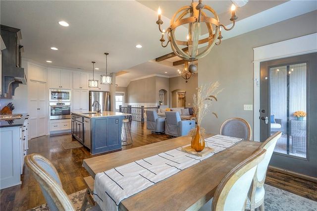 205 SW Mackenzie Drive, Lee's Summit, MO 64081