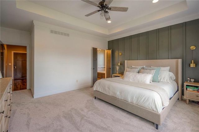 205 SW Mackenzie Drive, Lee's Summit, MO 64081