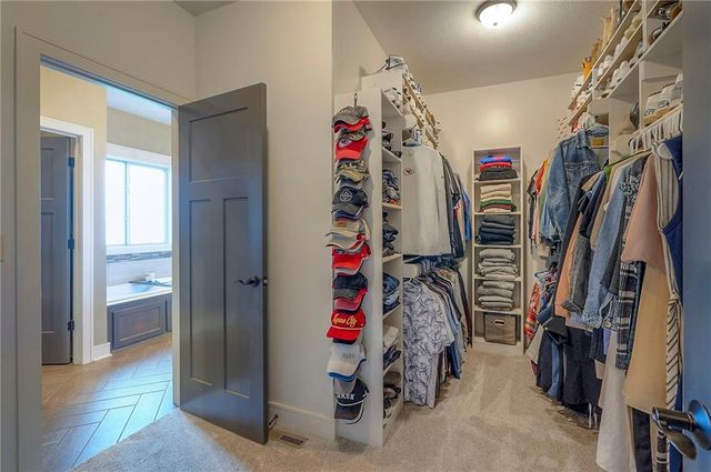 205 SW Mackenzie Drive, Lee's Summit, MO 64081