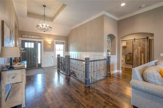 205 SW Mackenzie Drive, Lee's Summit, MO 64081