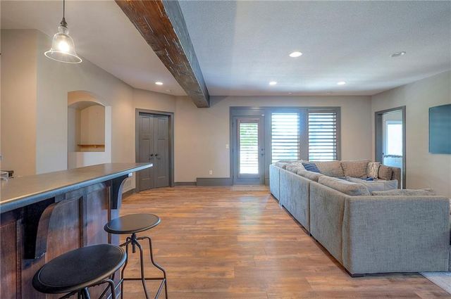 205 SW Mackenzie Drive, Lee's Summit, MO 64081