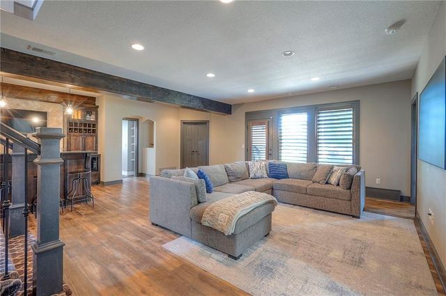 205 SW Mackenzie Drive, Lee's Summit, MO 64081