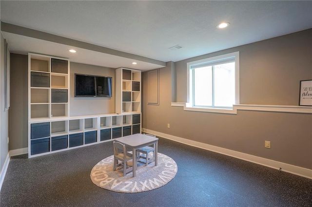 205 SW Mackenzie Drive, Lee's Summit, MO 64081