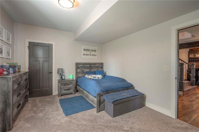 205 SW Mackenzie Drive, Lee's Summit, MO 64081