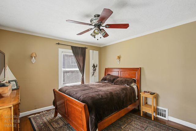 4351 63rd St, Sacramento, CA 95820