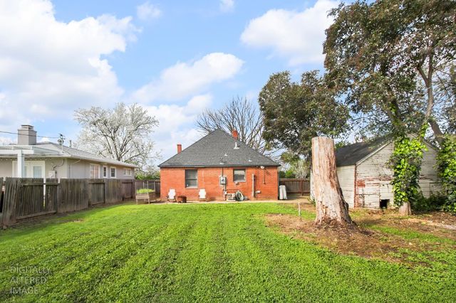 4351 63rd St, Sacramento, CA 95820