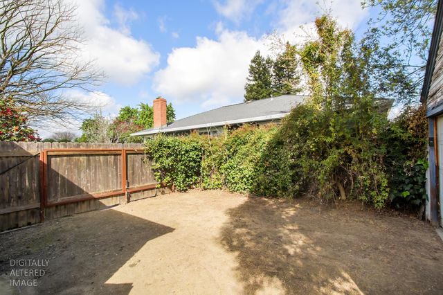 4351 63rd St, Sacramento, CA 95820