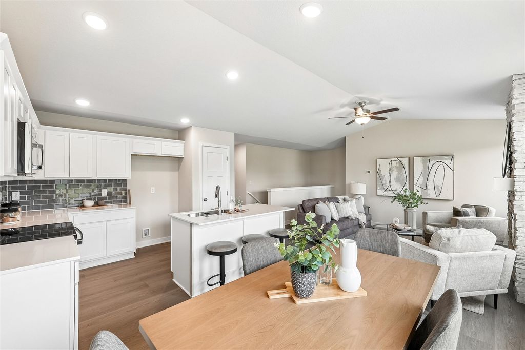 723 W Wright Road, Norwalk, IA 50211