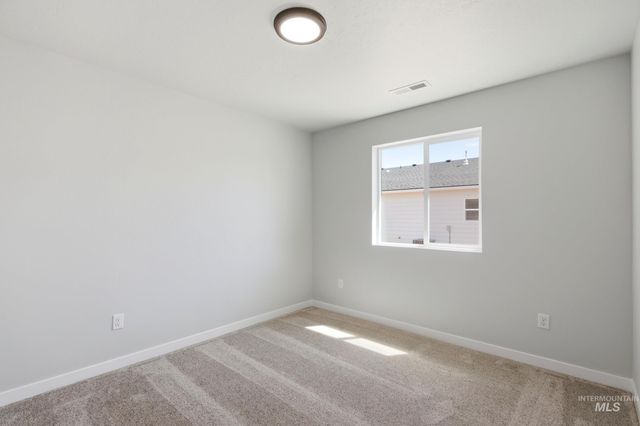 4558 S Amsterdam Ave, Nampa, ID 83686