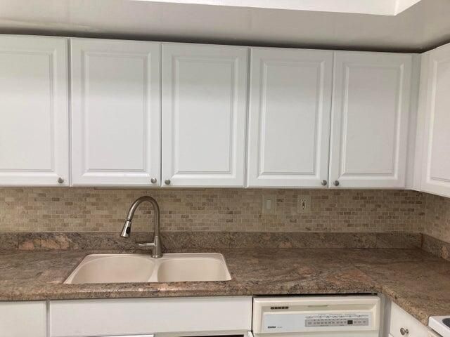 11811 Ave Of The Pga 2-1 C, Palm Beach Gardens, FL 33418